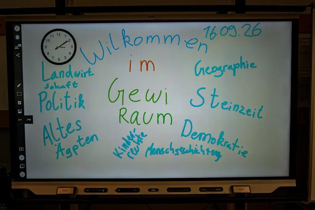 Impression vom Tag der offenen Tür 2026 an der Hausburgschule – Foto 15