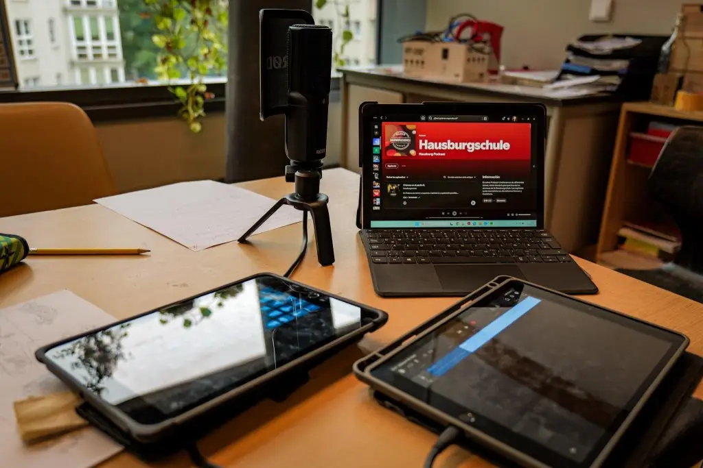 Impression vom Tag der offenen Tür 2026 an der Hausburgschule – Foto 13